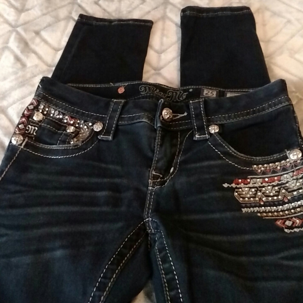 Miss Me authentic skinny Jeans. - Picture 4 of 7